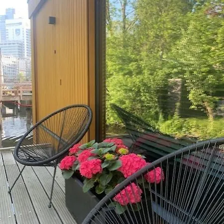 Beautiful Amstel Houseboat Apartment Amsterdam Exterior photo