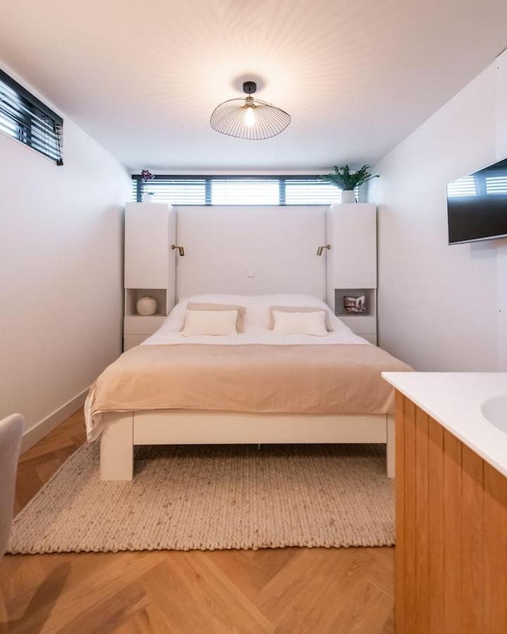 Beautiful Amstel Houseboat Appartement Amsterdam